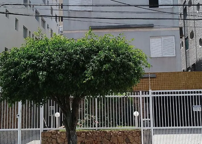 400 Mt Da Praia Da Enseada Wi-Fi Estacionamento Gratuito Cozinha Completa Guarujá